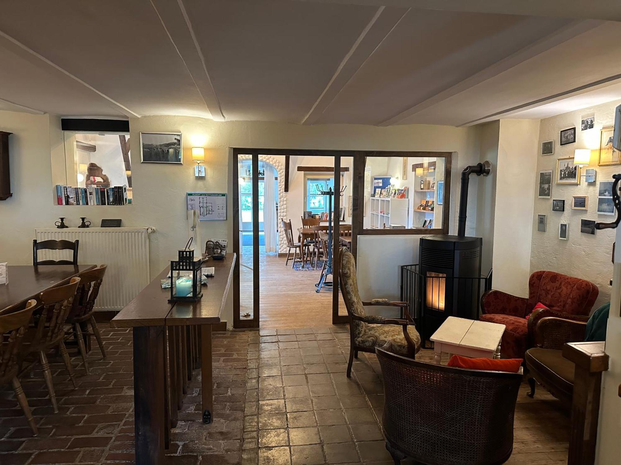 Hinkelshof - 3 Gaestezimmer - Naturnah, Oekologisch, Urig, Selbstversorgerkueche Séjour chez l'habitant