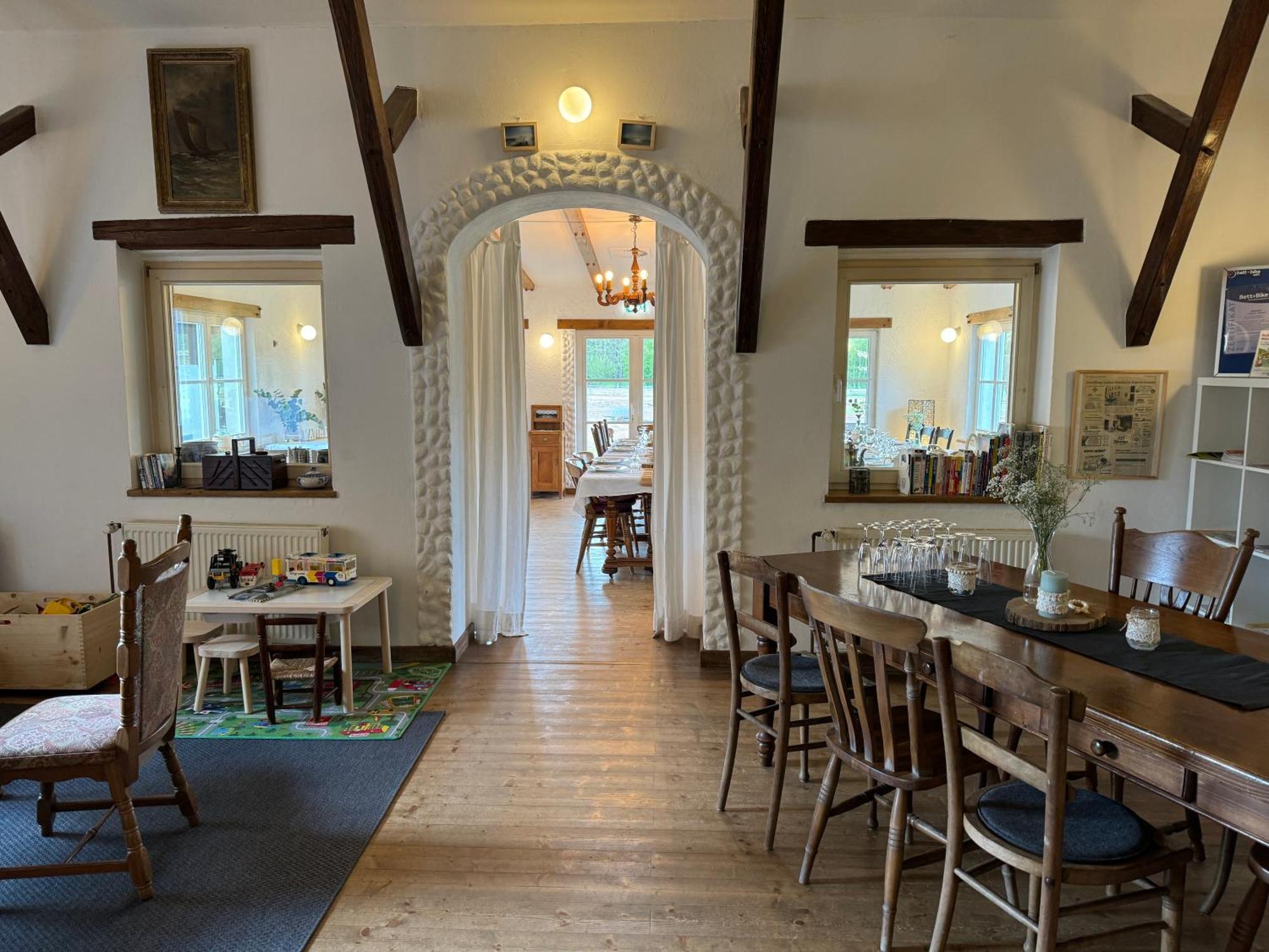 Séjour chez l'habitant Hinkelshof - 3 Gaestezimmer - Naturnah, Oekologisch, Urig, Selbstversorgerkueche